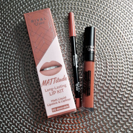 MATTitude Long-Lasting Lip Kit - Rival loves me