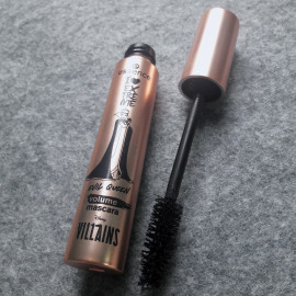 I ♥ EXTREME - Volume Mascara von essence