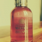 Fiery Pink Pepper Bath & Shower Gel von Molton Brown