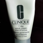 7 Day Scrub Cream - Rinse-Off Formula - Clinique