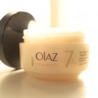 Total Effects 7 in One - Anti Ageing Feuchtigkeitsspendende Tagespflege - Olay