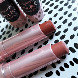 Perfect Shine Lipstick - essence