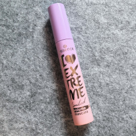 I ♥ EXTREME - Volume Mascara von essence