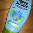 Wahre Schätze - Feuchtigkeitsspülung ohne Silikone - Kokoswasser & Aloe Vera - Garnier