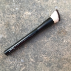 22 Custom Drop Foundation Brush - NYX